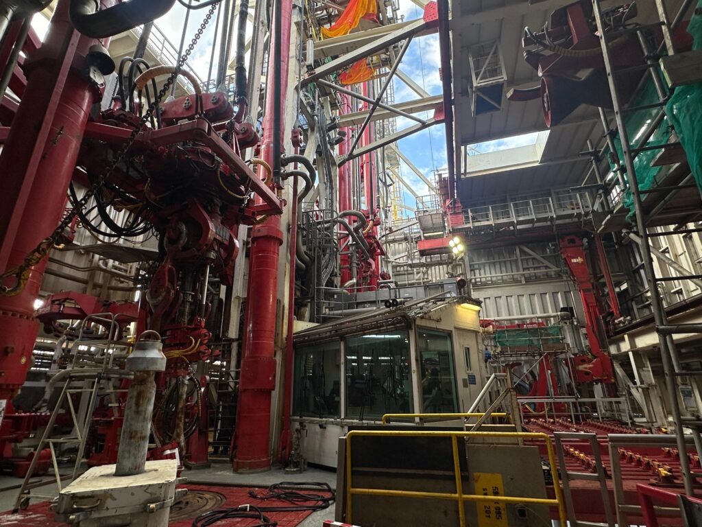 Platforma-Mighty-marea neagra petrom transocean 4